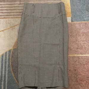 Zara Black and White Checkered Pencil Skirt